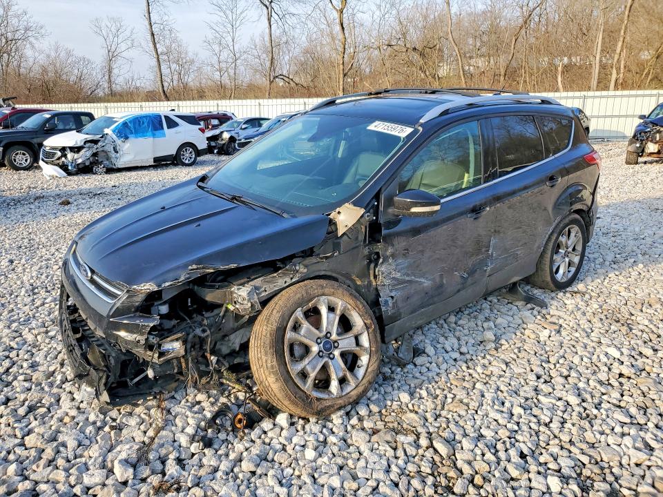 2016 FORD ESCAPE — VIN 1FMCU9J91GUC16604
