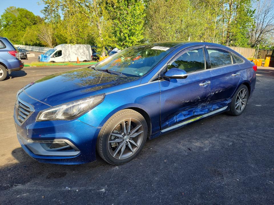 2015 HYUNDAI SONATA — VIN 5NPE34AB0FH073031