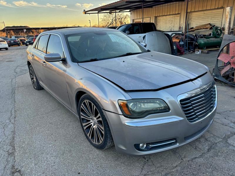 2013 CHRYSLER 300 S — VIN 2C3CCABG9DH658829