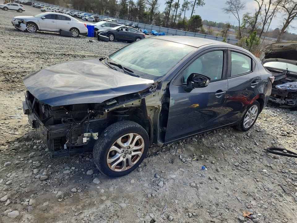 2017 TOYOTA YARIS IA — VIN 3MYDLBYV5HY180471