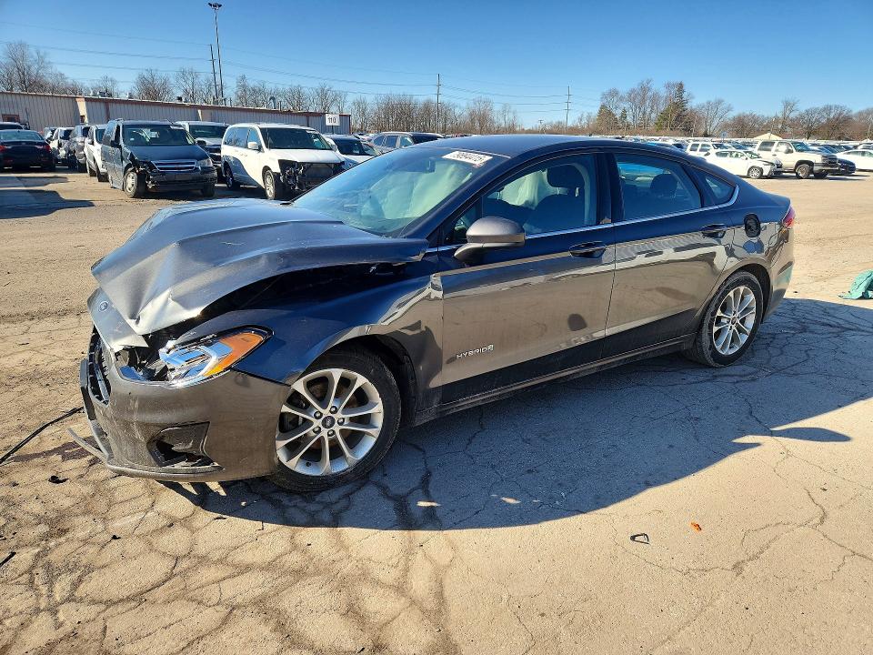 2019 FORD FUSION — VIN 3FA6P0LU3KR254671