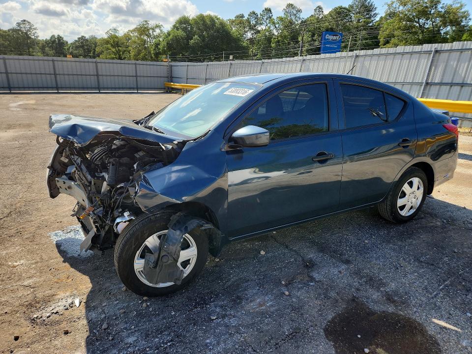 2017 NISSAN VERSA — VIN 3N1CN7APXHL880824