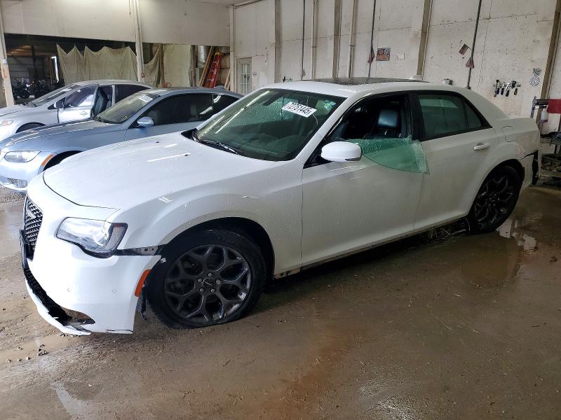 2015 CHRYSLER 300 S — VIN 2C3CCAGG0FH876380