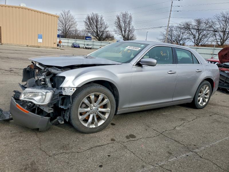 2016 CHRYSLER 300 LIMITE — VIN 2C3CCARG1GH344215