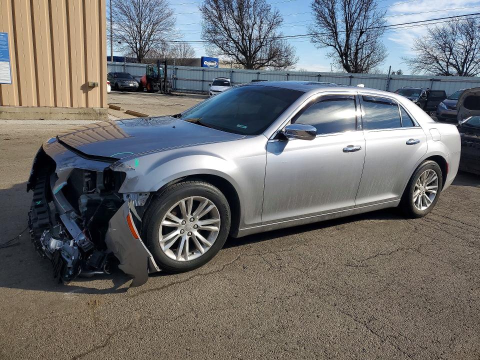 2017 CHRYSLER 300C — VIN 2C3CCAEG0HH564985