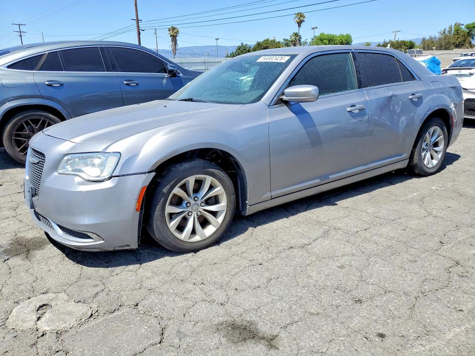 2015 CHRYSLER 300 — VIN 2C3CCAAG7FH872142