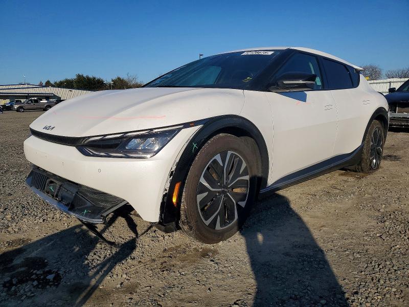 2024 KIA EV6 — VIN KNDC34LA8R5622815