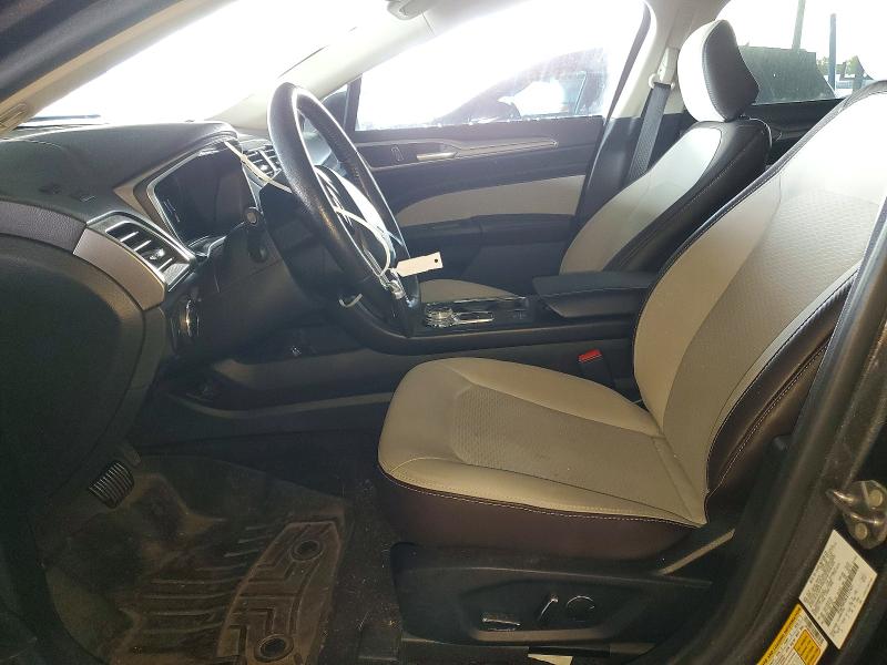 3FA6P0HD8LR127621