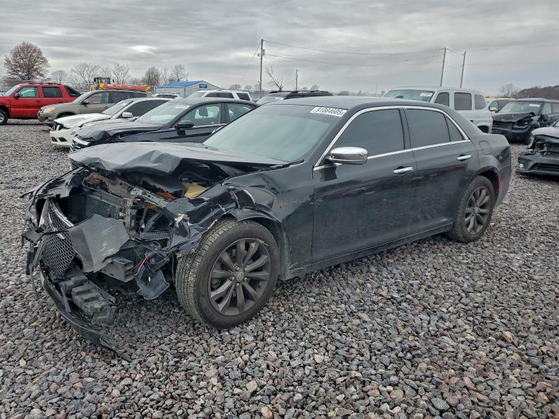 2016 CHRYSLER 300C — VIN 2C3CCAKG2GH344038