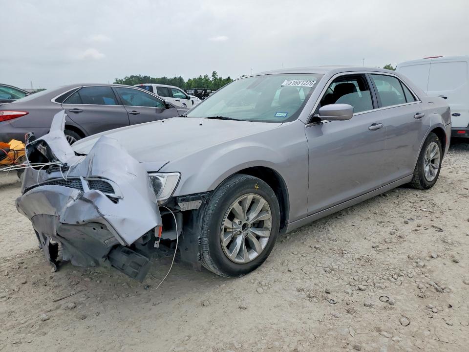 2015 CHRYSLER 300 — VIN 2C3CCAAGXFH859210