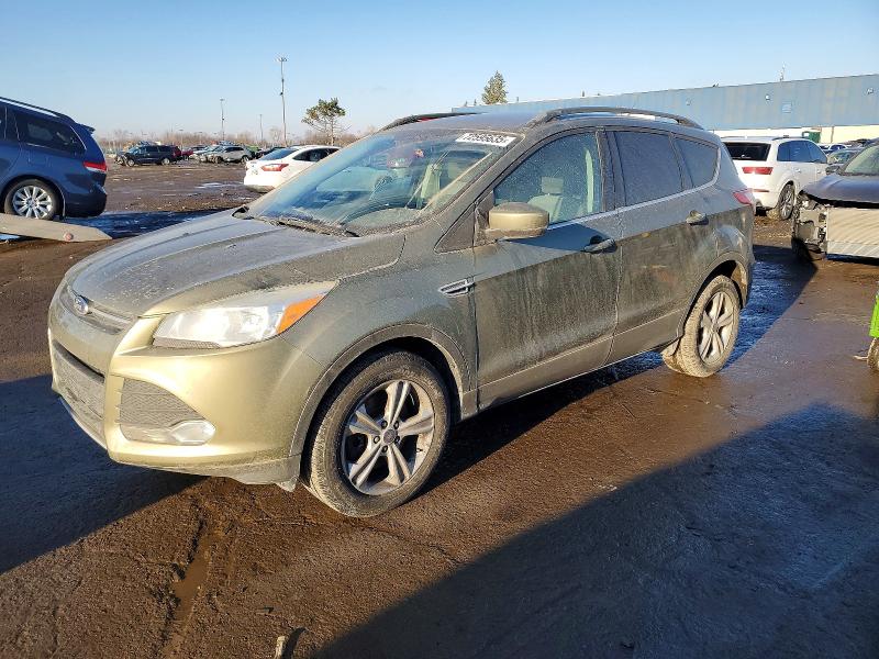 2013 FORD ESCAPE SE — VIN 1FMCU0G90DUC53710