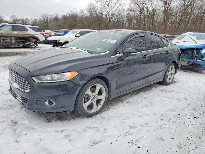 2015 FORD FUSION SE — VIN 3FA6P0HD4FR135607