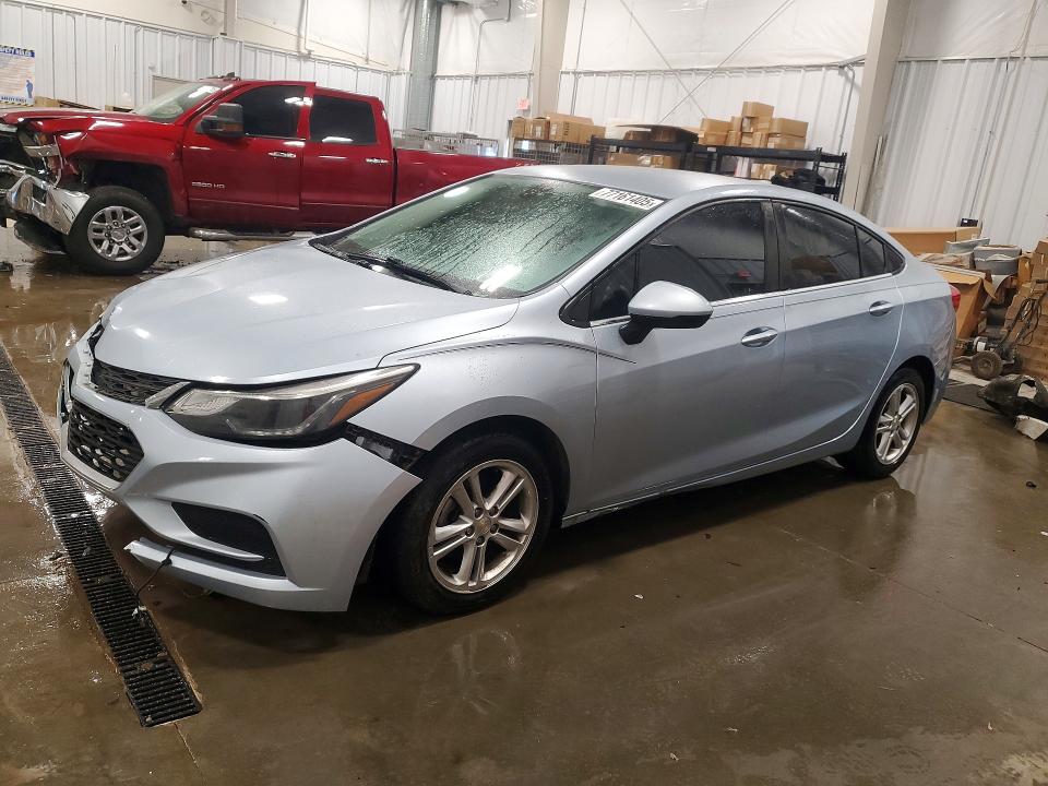2017 CHEVROLET CRUZE — VIN 1G1BE5SM9H7155598