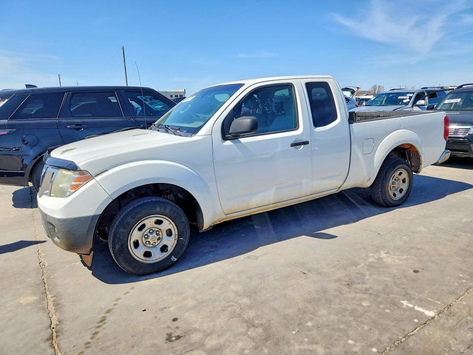 2015 NISSAN FRONTIER — VIN 1N6BD0CT8FN741086