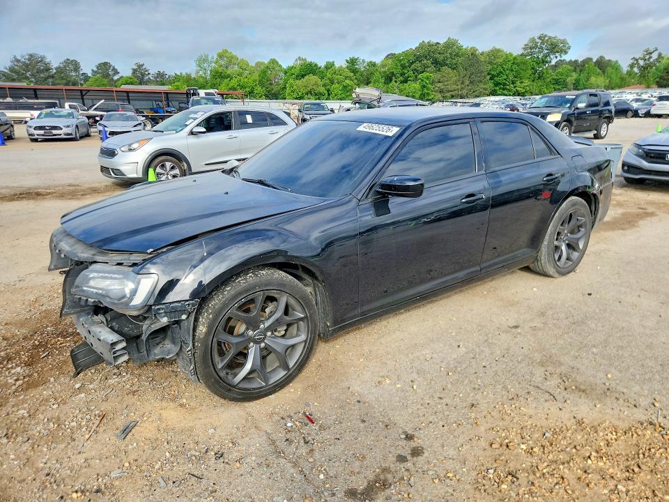 2020 CHRYSLER 300 — VIN 2C3CCAAG3LH164398