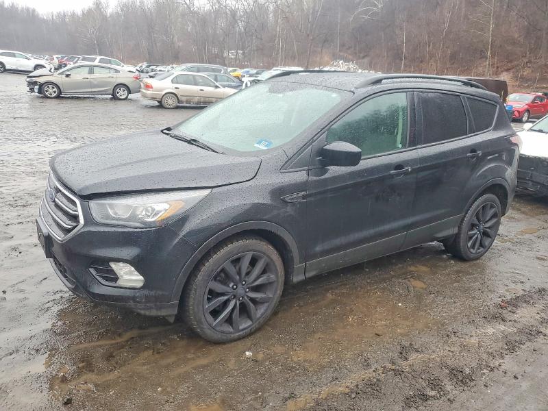 2018 FORD ESCAPE SE — VIN 1FMCU9GD0JUC19786