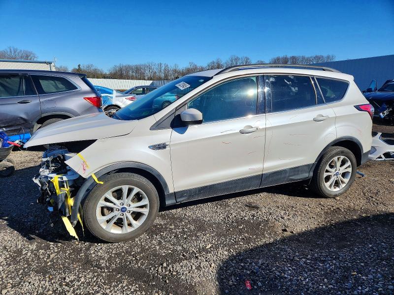 2018 FORD ESCAPE SE — VIN 1FMCU9GD7JUC45107
