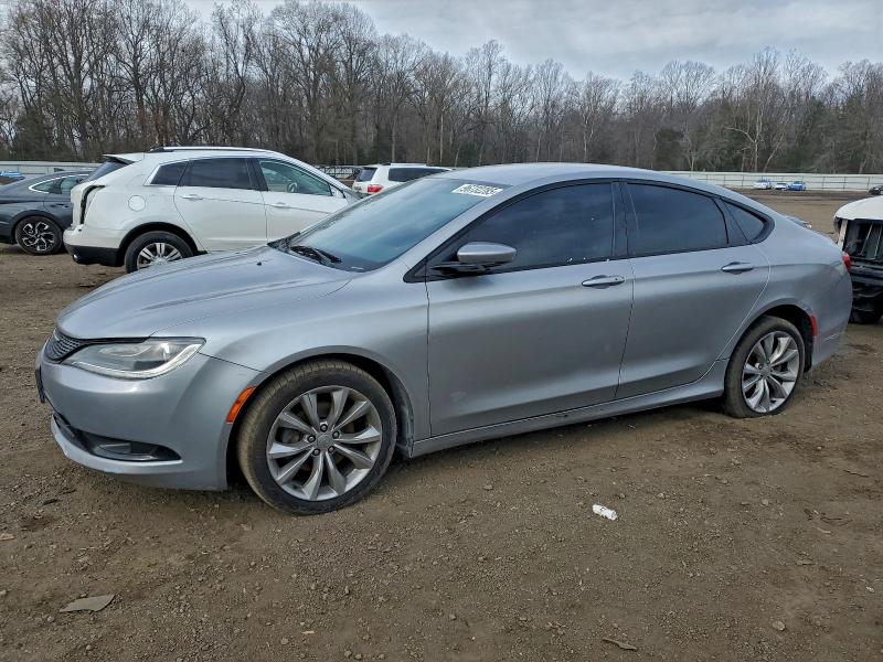2015 CHRYSLER 200 S — VIN 1C3CCCBB6FN665621