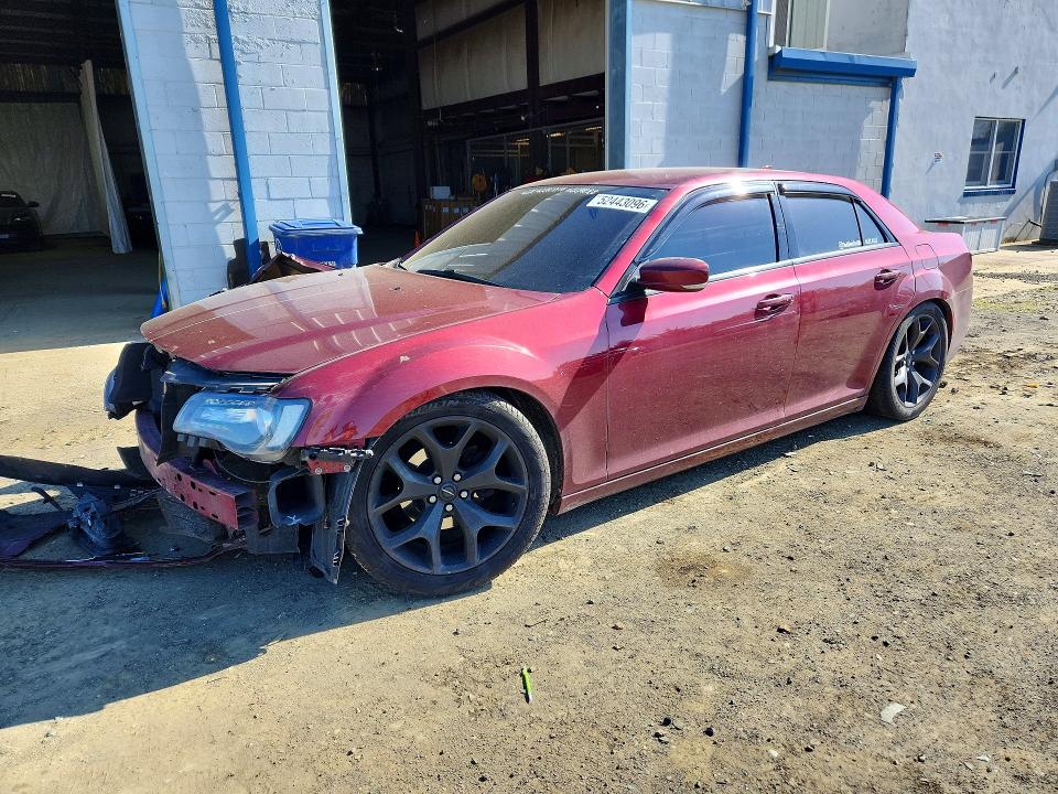 2021 CHRYSLER 300 — VIN 2C3CCABG2MH525684