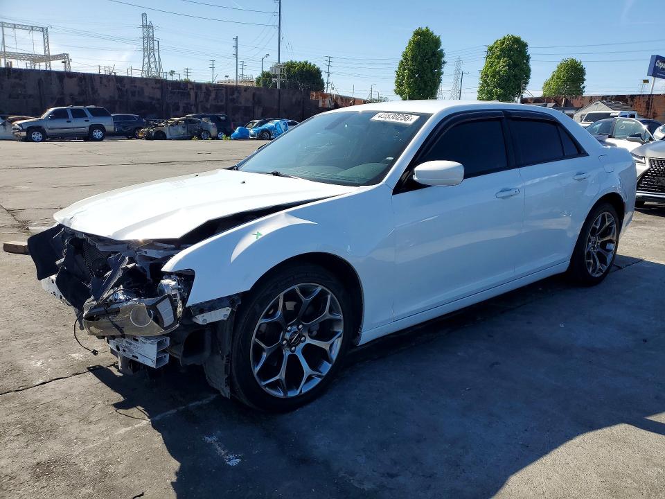 2018 CHRYSLER 300 — VIN 2C3CCABG8JH243335