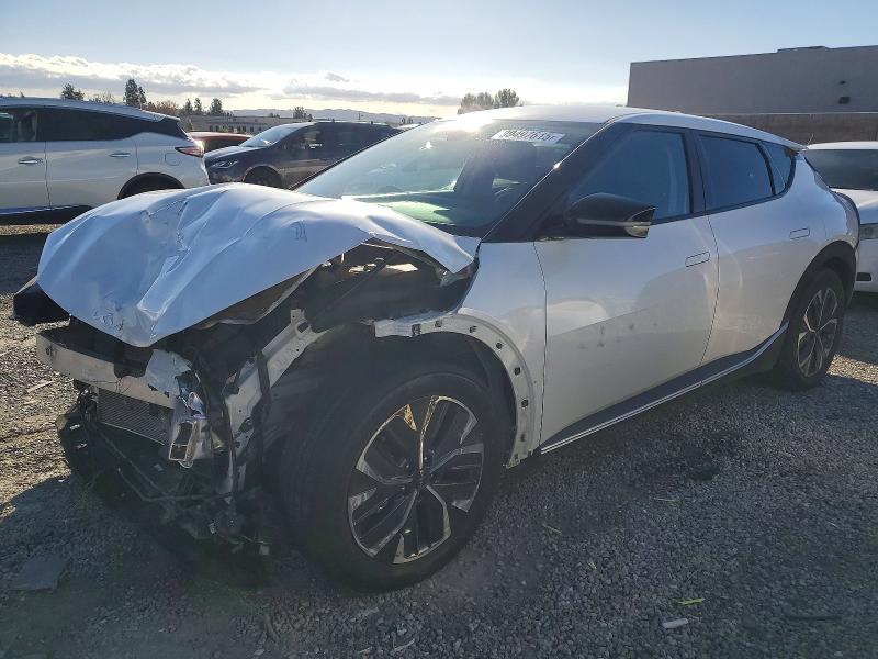 2023 KIA EV6 — VIN KNDC34LB9P5608685