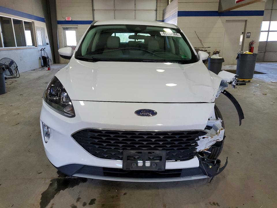 1FMCU9H94NUB12370