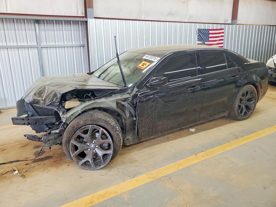 2021 CHRYSLER 300 — VIN 2C3CCABG6MH528877