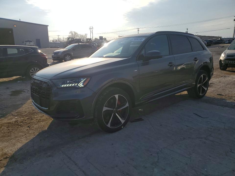 2024 AUDI Q7 — VIN WA1WXBF72RD010275