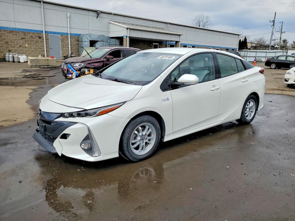 2017 TOYOTA PRIUS PRIME — VIN JTDKARFP7H3013966