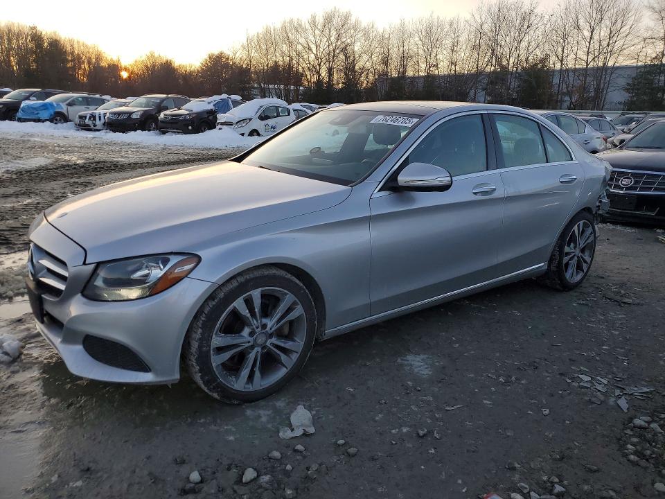 2016 MERCEDES-BENZ C — VIN 55SWF4JB4GU143320