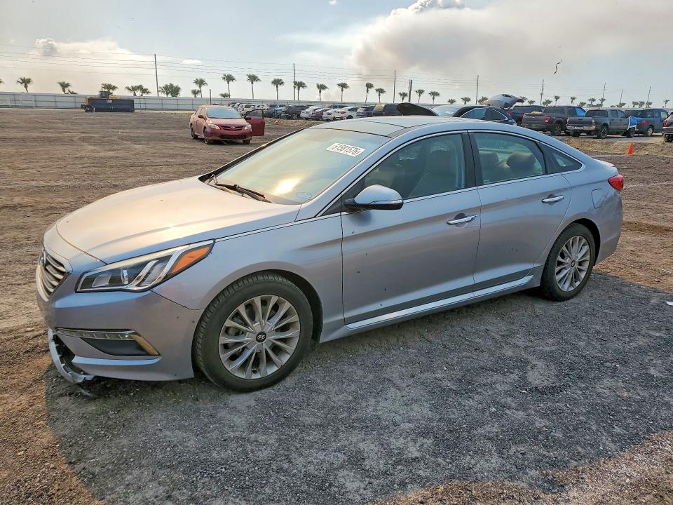 2015 HYUNDAI SONATA — VIN 5NPE34AF0FH073890
