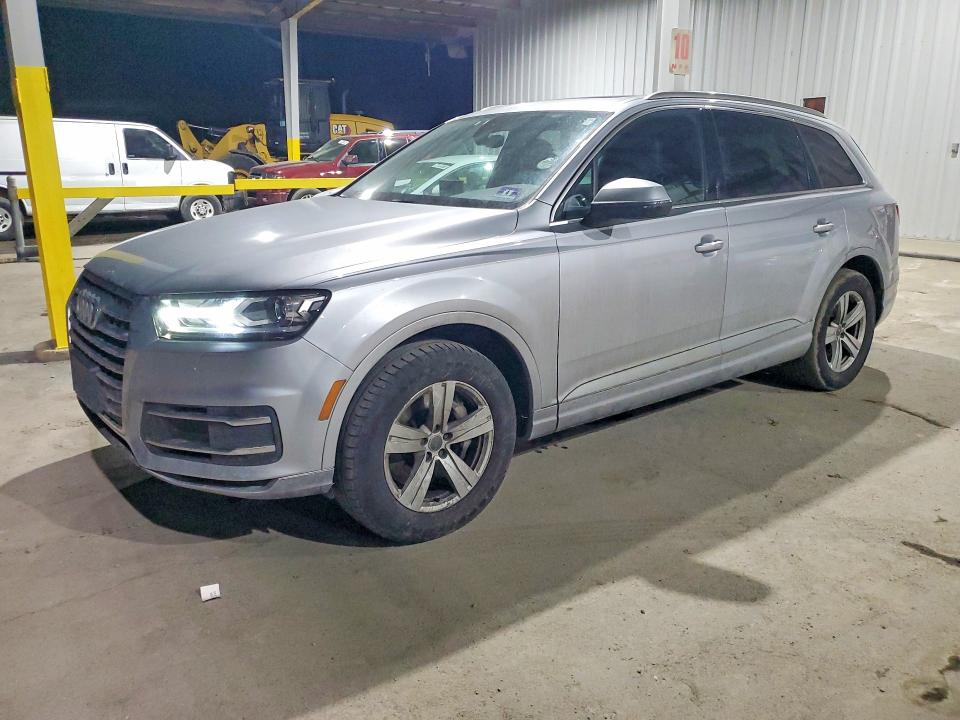2017 AUDI Q7 — VIN WA1LHAF73HD050423