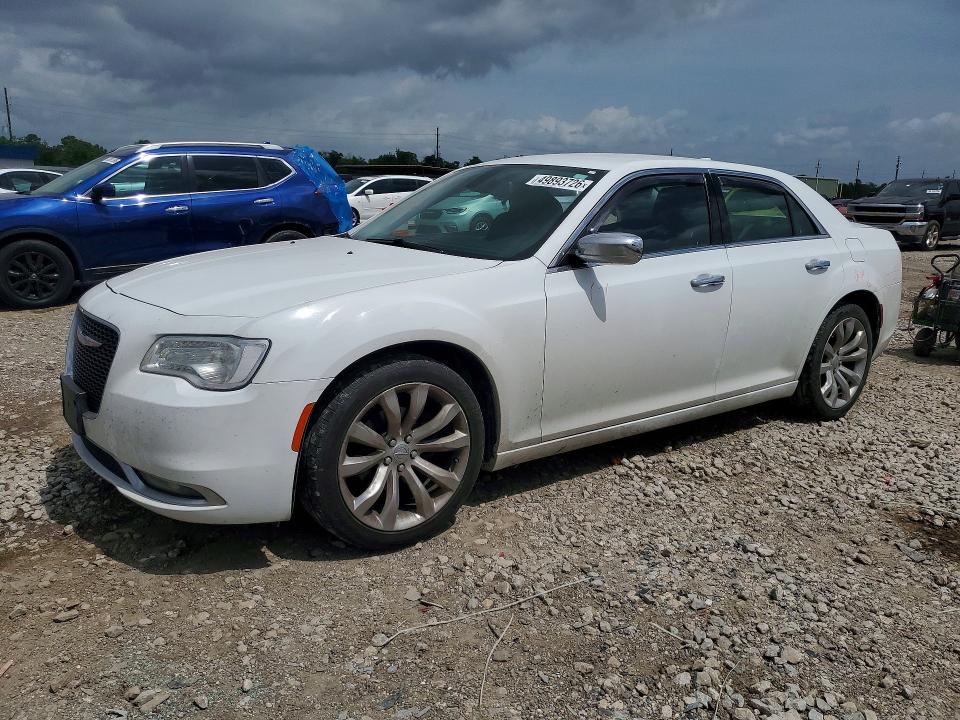2018 CHRYSLER 300 — VIN 2C3CCAEG9JH129940