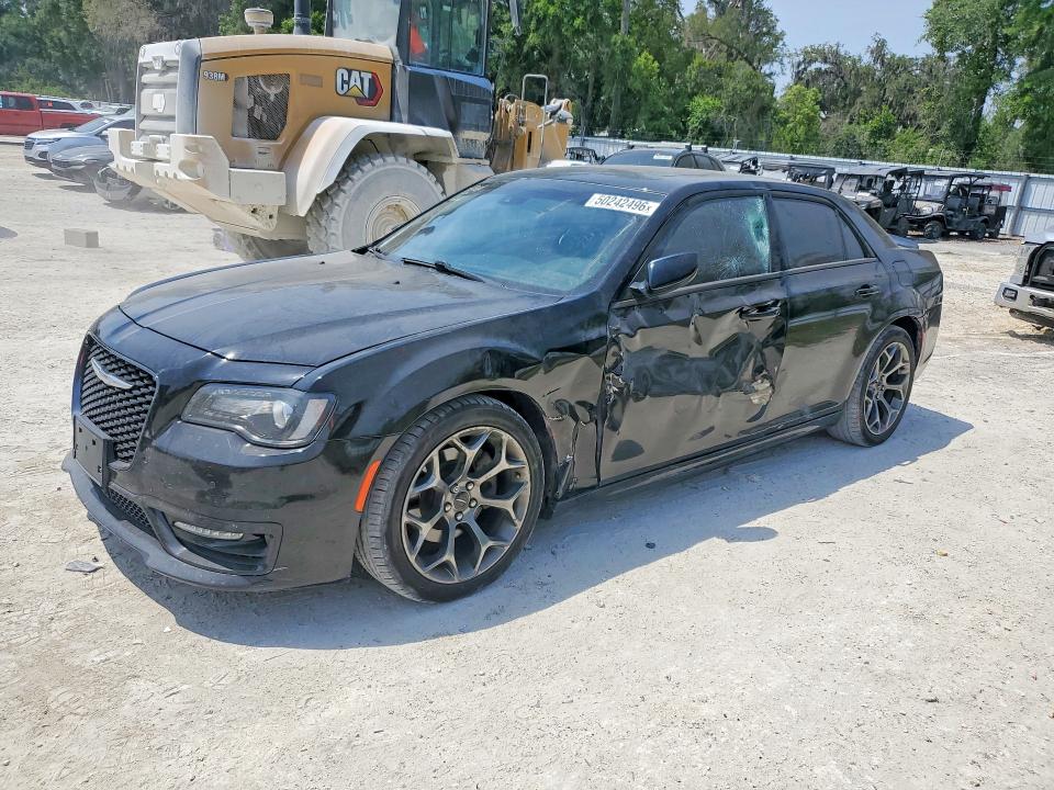 2017 CHRYSLER 300 — VIN 2C3CCABT4HH639155