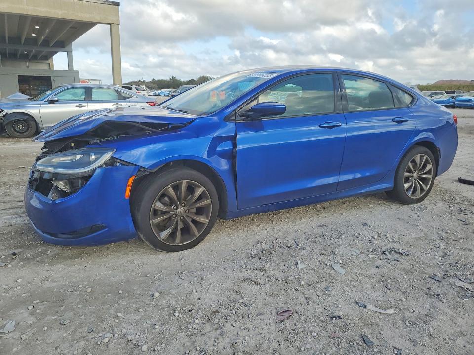 2015 CHRYSLER 200 — VIN 1C3CCCBB4FN613145
