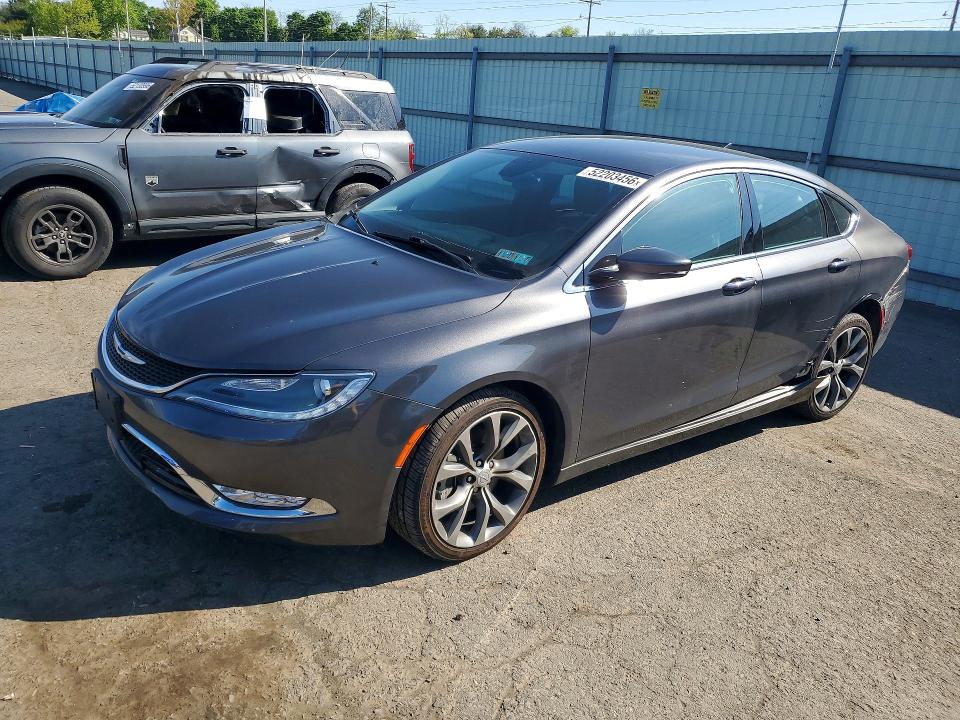 2015 CHRYSLER 200 — VIN 1C3CCCCG3FN567639