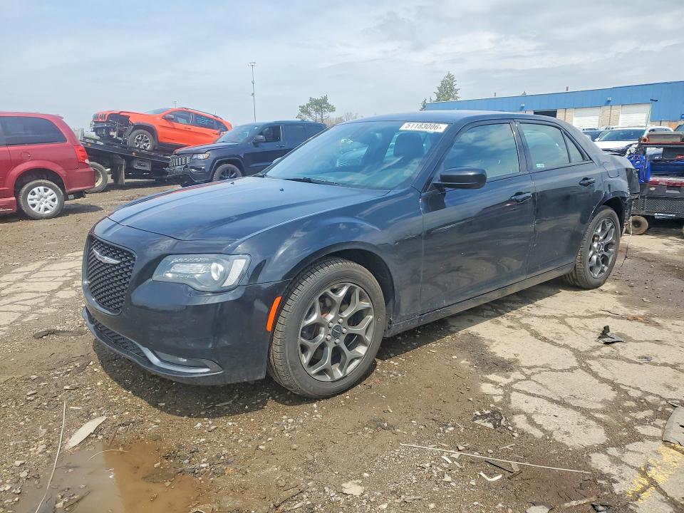 2016 CHRYSLER 300 — VIN 2C3CCAGG8GH162174