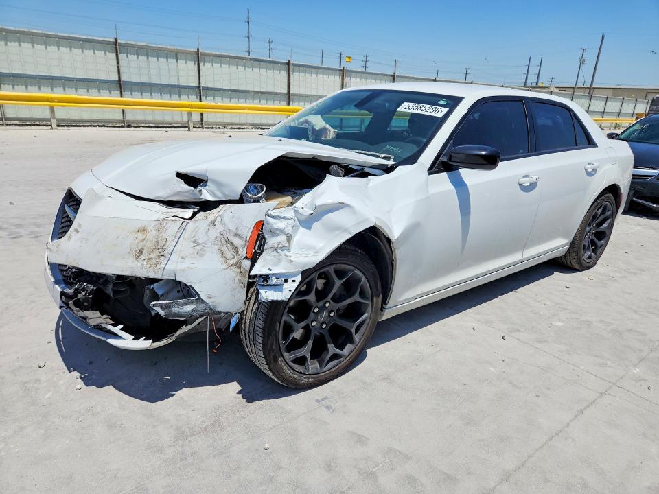 2019 CHRYSLER 300 — VIN 2C3CCAAG7KH614147