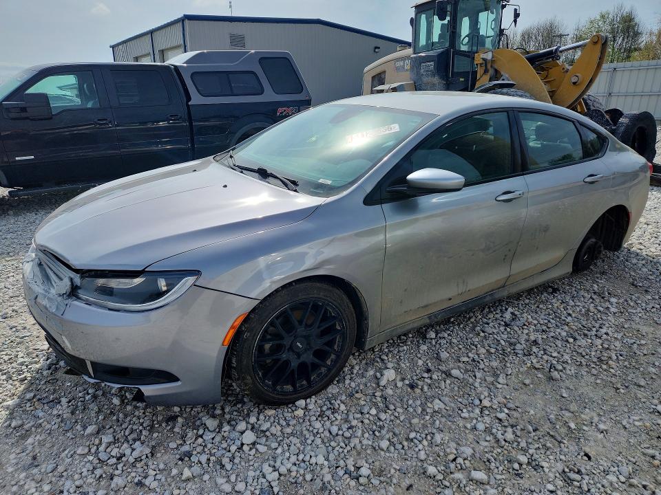 2015 CHRYSLER 200 — VIN 1C3CCCBB9FN538572
