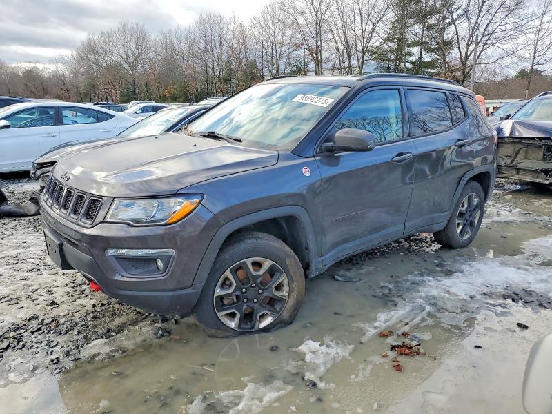 2018 JEEP COMPASS TR — VIN 3C4NJDDB3JT441938