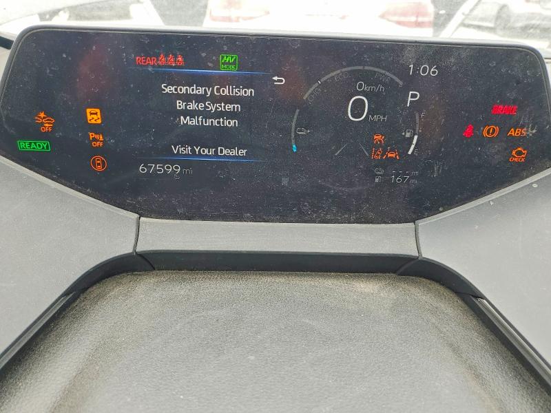 JTDACACUXP3002895