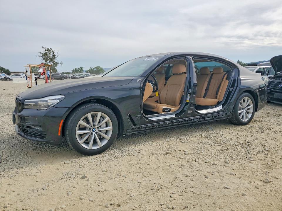 2016 BMW 740 — VIN WBA7E2C58GG547552