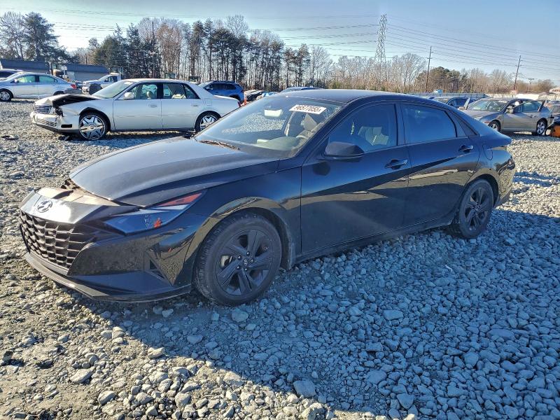 2022 HYUNDAI ELANTRA SE — VIN 5NPLM4AG7NH066026