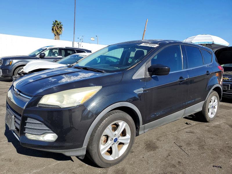 2014 FORD ESCAPE SE — VIN 1FMCU0GXXEUE27055