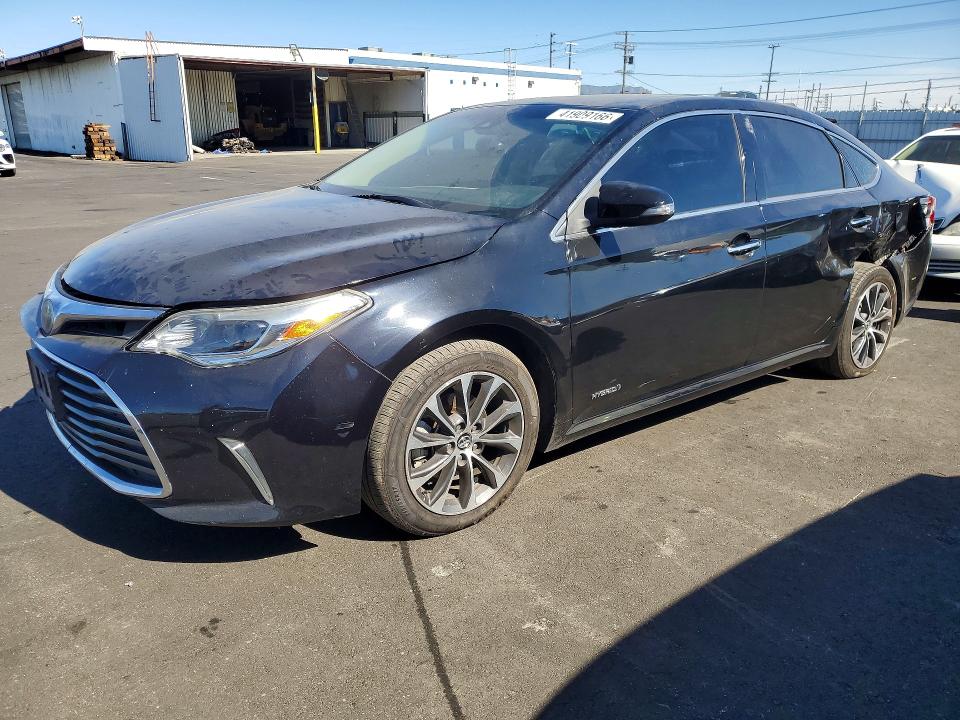 2018 TOYOTA AVALLON — VIN 4T1BD1EB6JU061520