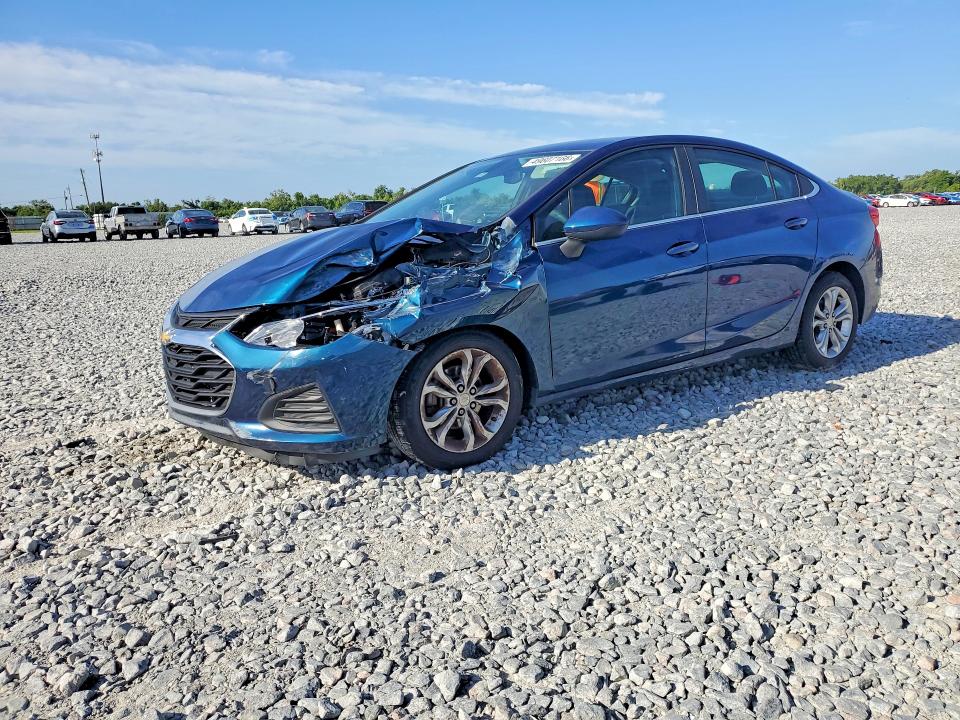 2019 CHEVROLET CRUZE — VIN 1G1BE5SM2K7118223