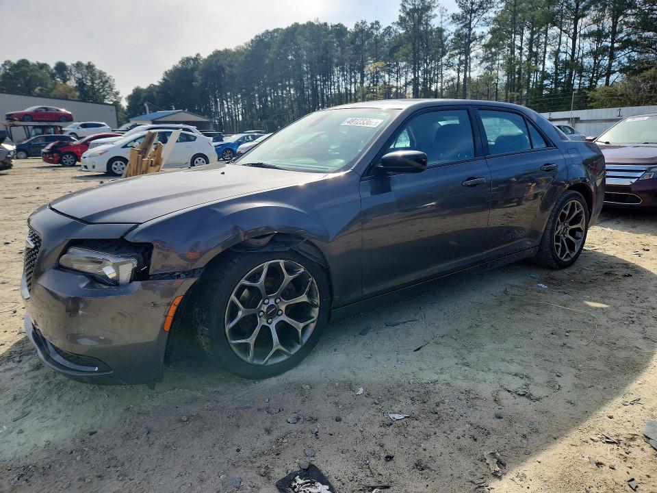 2018 CHRYSLER 300 — VIN 2C3CCAAG3JH302034