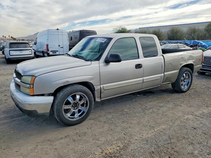2005 CHEVROLET SILVERADO — VIN 2GCEC19T551338439