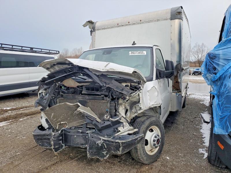 2021 GMC SAVANA CUT — VIN 7GZ37TC76MN010711