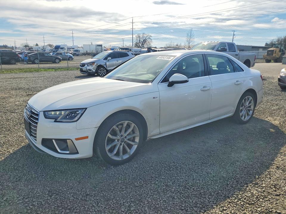 2019 AUDI A4 — VIN WAUDNAF4XKA117677